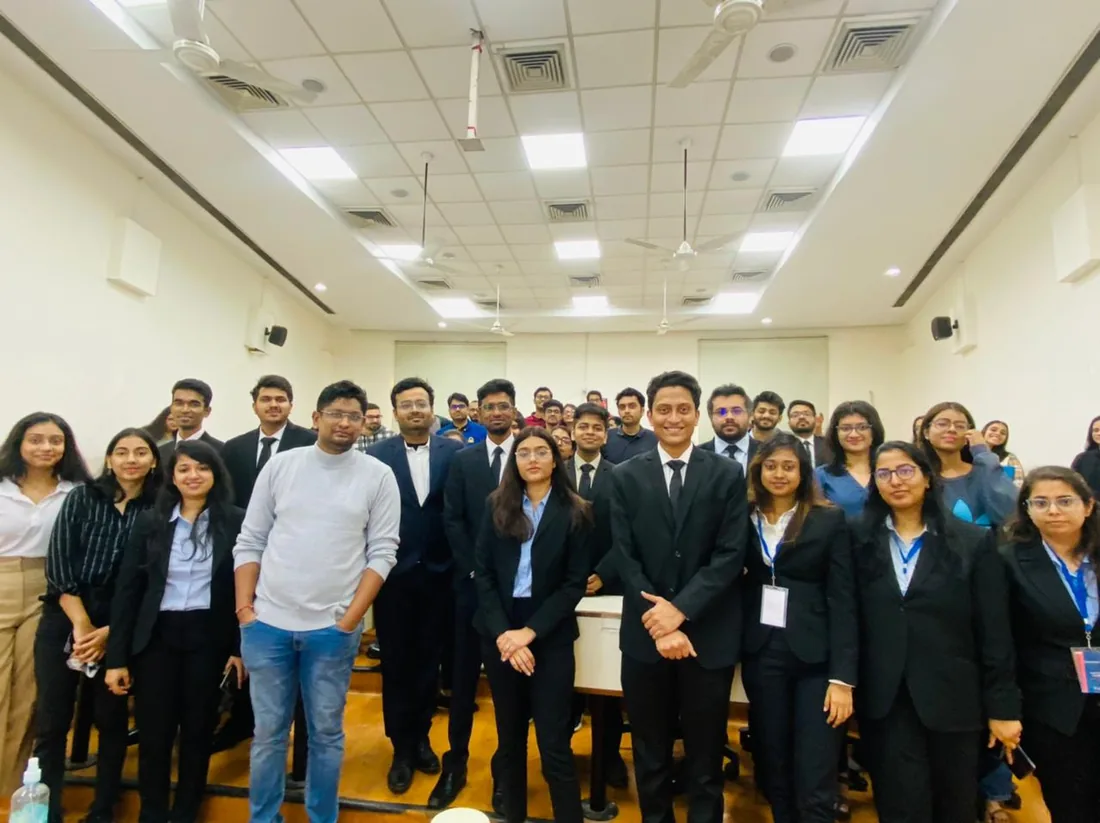 Students at a WAGMI campus chapter session